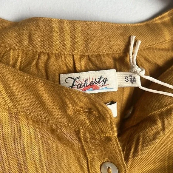 NEW Faherty HARPER TOP IN ASPEN GOLD PLAID - Picture 5 of 10